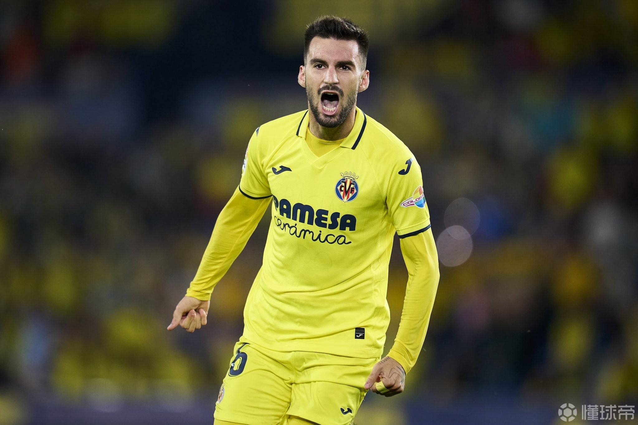 转折点！比利亚雷亚尔豪取连胜；荷甲窗口期攻防权衡；赛场秩序良好；身体对抗强度拉满的简单介绍