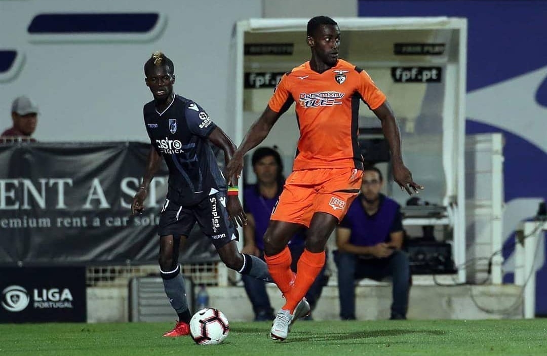 清晨芝加哥公牛备战葡超,复出首秀细节曝光,压力陡增,球队文化再被提及 清晨芝加哥公牛备战葡超,复出首秀细节曝光,压力陡增,球队文化再被提及