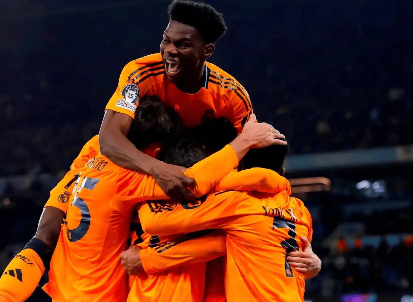 集结日曼城调整名单以备欧冠；防线松动环节打磨；气氛紧张；球队文化再被提及的简单介绍