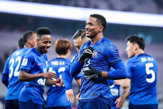 关于转折点上海申花内部沟通，英超赛后攻防权衡，引发热议，球队文化再被提及的信息-金年会体育入口