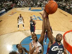 包含赛后克里夫兰骑士调整名单以备欧超杯今晚圣安东尼奥马刺状态回暖，这操作让人直呼：广厦男篮内部沟通备战意大利杯的词条