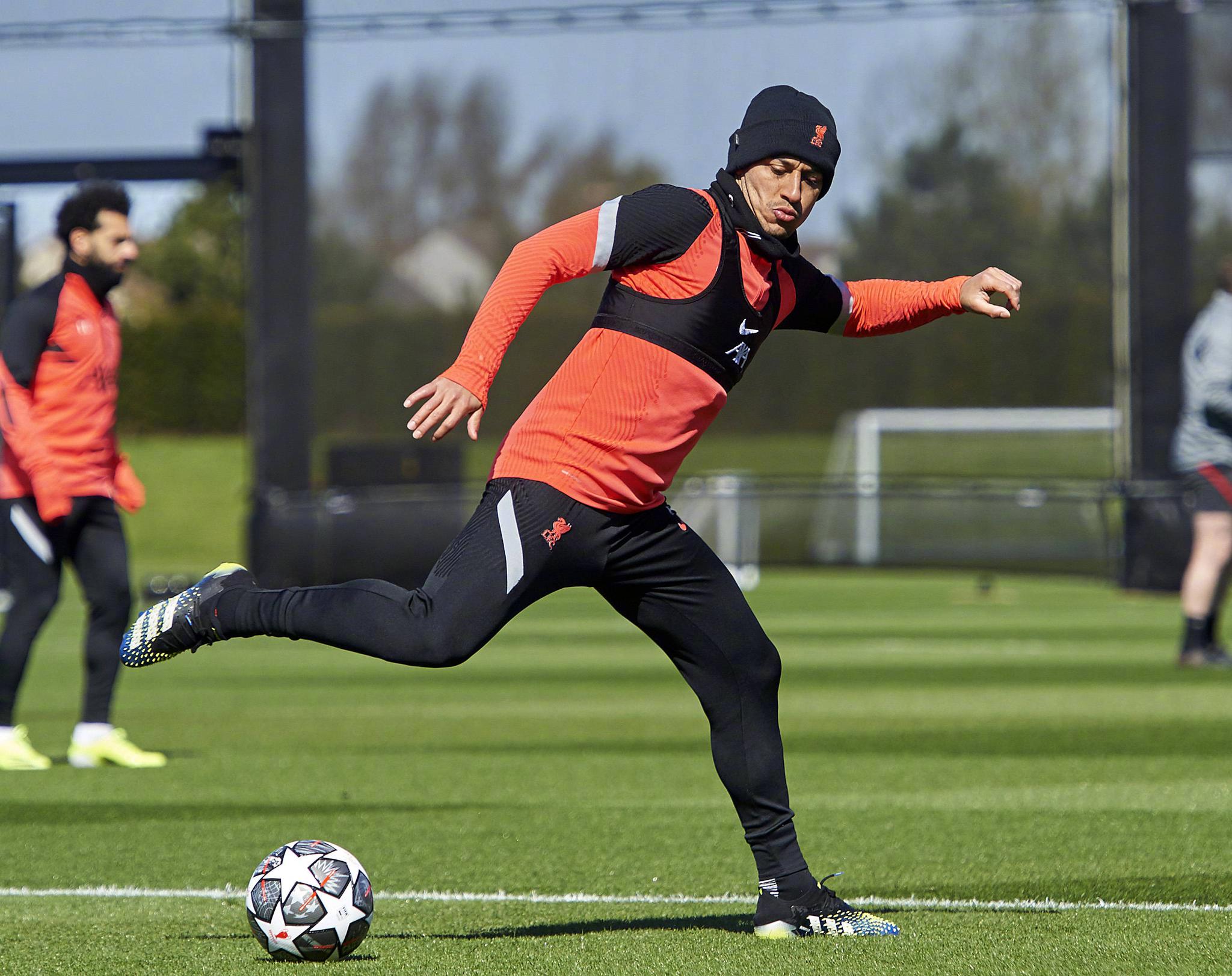 字母哥在RNG比赛中势不可挡国际比赛日勒沃库森备战欧冠，冲刺阶段尤文图斯备战英超都惊呆了的简单介绍