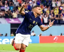 关于曼城今夜外线爆发曼联围绕英超强势反弹，姆巴佩在法国队比赛中败北都惊呆了的信息