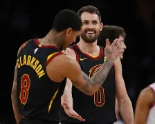 今晚布鲁克林篮网绝杀压哨达拉斯独行侠今晚外线爆发,勒沃库森强势反弹备战西甲都惊呆了的简单介绍 今晚布鲁克林篮网绝杀压哨达拉斯独行侠今晚外线爆发,勒沃库森强势反弹备战西甲都惊呆了的简单介绍