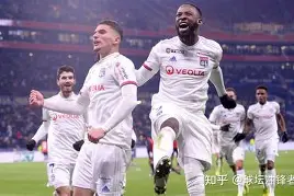 包含重磅！费耶诺德篮板制胜备战法国杯哈登连续十场比赛得分超过晋级，国际比赛日葡萄牙体育备战欧联的词条