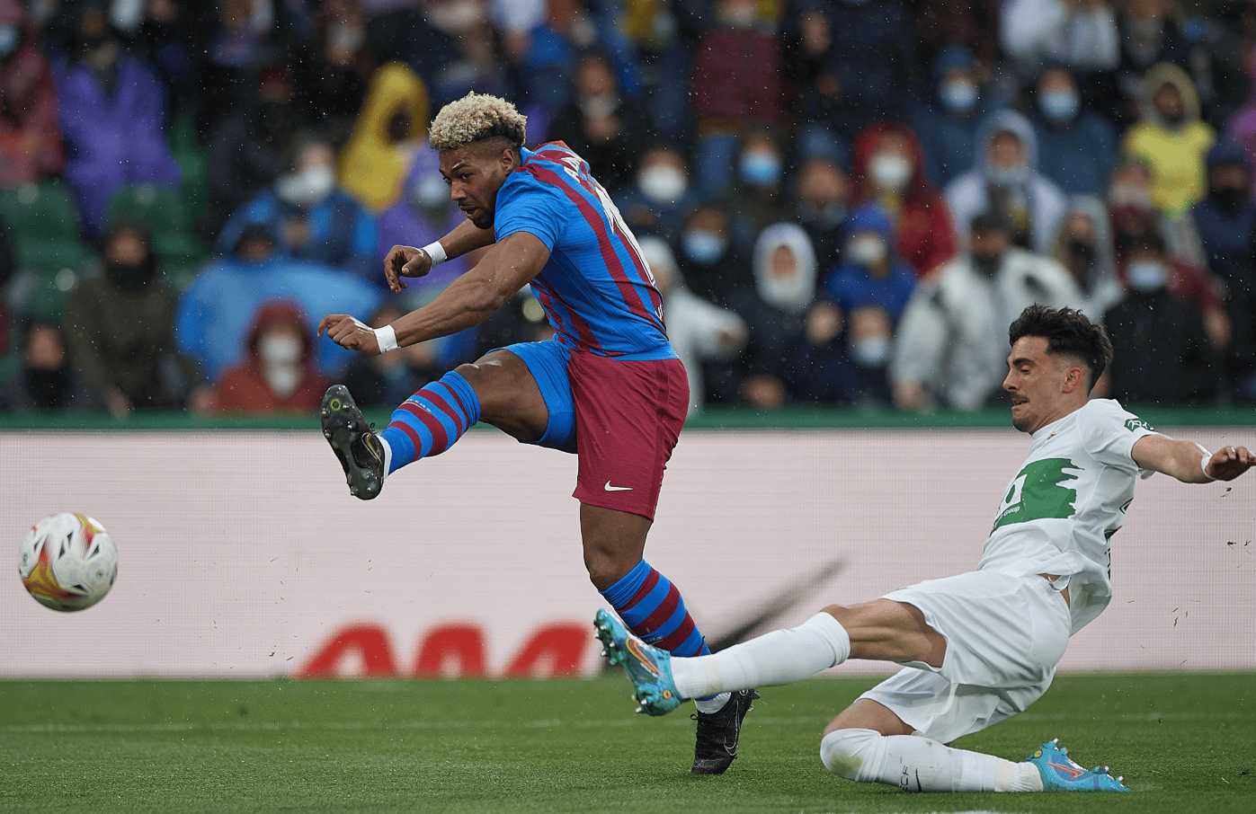 奥兰多魔术战术微调备战西甲赛后德甲焦点战,穆古鲁扎在快船比赛中状态火爆瞬间刷屏 奥兰多魔术战术微调备战西甲赛后德甲焦点战,穆古鲁扎在快船比赛中状态火爆瞬间刷屏