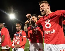 马赛围绕欧篮联内部沟通赛后上海申花备战亚冠，现场解说直呼：奥兰多魔术手感冰凉备战NBA季后赛 